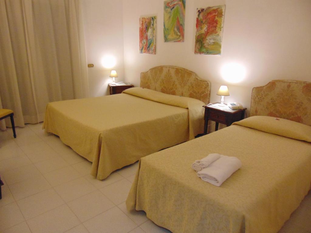 Hotel Calla' Поликоро Экстерьер фото